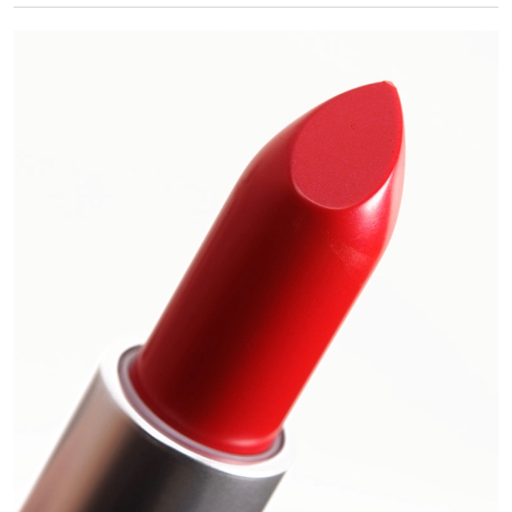 MAC Brooke Mind Control LE Lipstick NIB READ